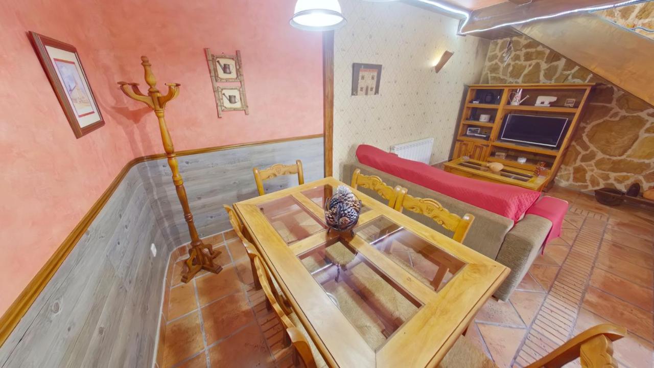 Ruralrut En El Tiemblo Precios Especiales A Partir De 7 Noches, Wifi, Cabina De Hidromasaje, Aire Acondicionado, Zonas De Bano Naturales Cercanas Ngoại thất bức ảnh